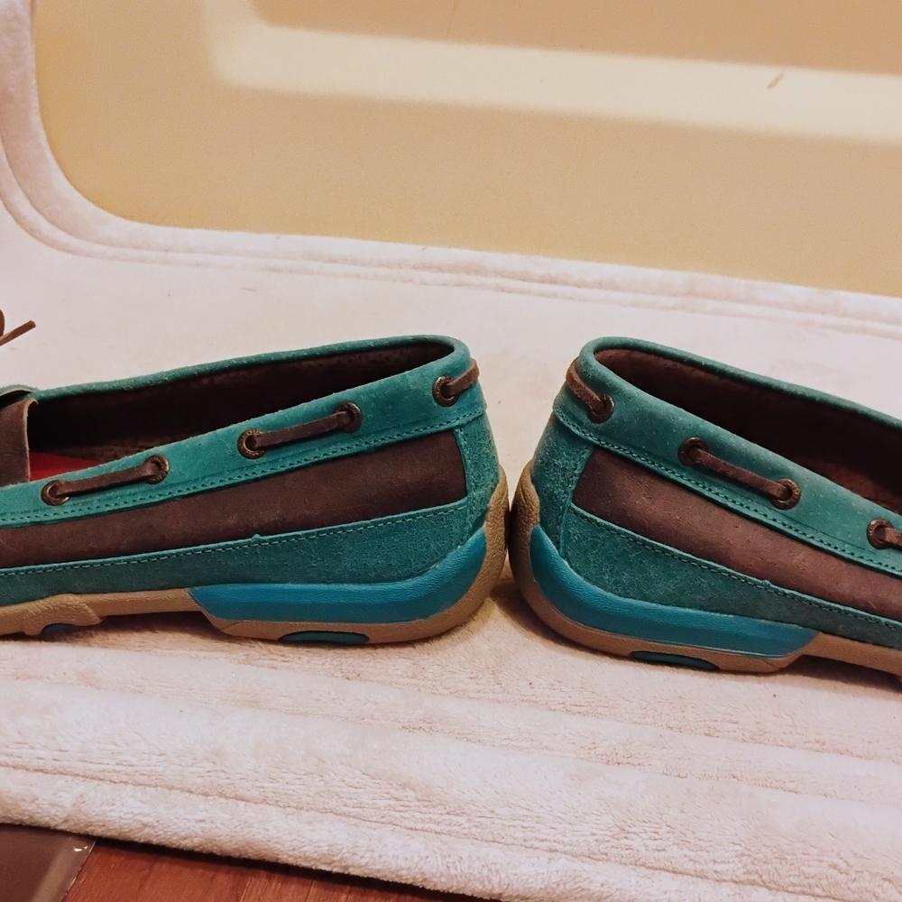 Twisted X Women's Teal and Brown Loafers - Picture 2 of 4